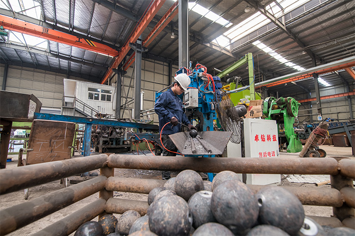 内蒙古网架配件-螺栓球加工车间